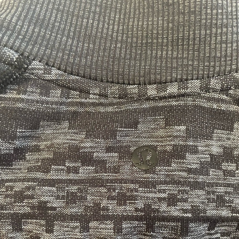 Lululemon Rest Less Half Zip - Picture 5 of 10